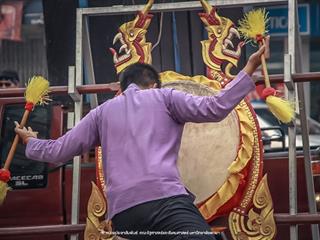 คณะรัฐศาสตร์และสังคมศาสตร์,มหาวิทยาลัยพะเยา,ร่วมโครงการ,“ประเพณีแห่ผ้าห่มพระธาตุจอมทอง”,ครั้งที่,4,โดยความร่วมมือระหว่างคณะศิลปศาสตร์,คณะรัฐศาสตร์และสังคมศาสตร์,และวิทยาลัยการศึกษา,มหาวิทยาลัยพะเยา