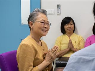 ศิษย์เก่าและศิษย์ปัจจุบัน,หลักสูตรปริญญาเอกและปริญญาโท,สาขาวิชาภาษาไทย,ดำเนินกิจกรรม,"มุทิตาคารวะ,รองศาสตราจารย์พูนพงษ์,งามเกษม"