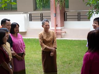 ศิษย์เก่าและศิษย์ปัจจุบัน,หลักสูตรปริญญาเอกและปริญญาโท,สาขาวิชาภาษาไทย,ดำเนินกิจกรรม,"มุทิตาคารวะ,รองศาสตราจารย์พูนพงษ์,งามเกษม"