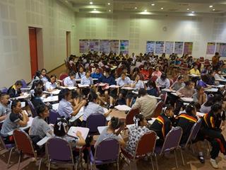 คณะครูและนักเรียนเพาะพันธุ์ปัญญากว่า,250,คนร่วม,ประชุมวิชาการสรุปโครงงานฐานวิจัย