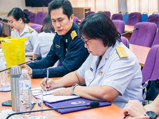 มหาวิทยาลัยพะเยา,ร่วมกับ,สำนักงานคุมประพฤติจังหวัดพะเยา,ลงนามความร่วมมือ,ทางวิชาการ,ในการพัฒนาบุคลากรด้านวิชาการเทคโนโลยีและพัฒนาระบบสารสนเทศ,,เพื่อการแก้ไขฟื้นฟูผู้กระทำผิดในชุมชน