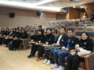 UP,Library,to,South,Korea