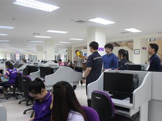 คณาจารย์และนิสิตจาก,คณะแพทยศาสตร์,สาขาอาชีวอนามัยและความปลอดภัย,มหาวิทยาลัยพะเยา,ลงพื้นที่,รอบที่,2,ในการตรวจวัด,PM,2.5,ภายในอาคารศูนย์บรรณสารและสื่อการศึกษา