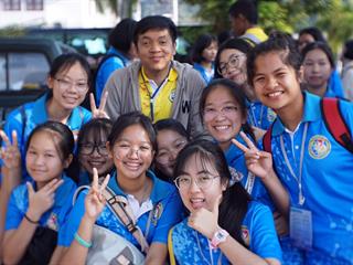 โรงเรียนสาธิตฯ,เข้าร่วมค่ายวิทยาศาสตร์สานสัมพันธ์ฉันท์,วมว.,ครั้งที่,11