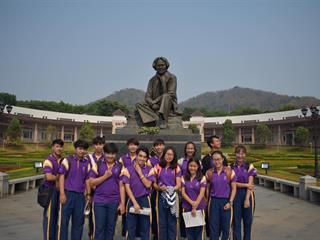 กองกิจการนิสิต,คณะเทคโนโลยีสารสนเทศและการสื่อสาร,มหาวิทยาลัยพะเยา,นำนิสิตสโมสรนิสิตคณะฯ,เข้าศึกษาดูงานกองกิจการนิสิตนักศึกษา,มหาวิทยาลัยแม่ฟ้าหลวง,จังหวัดเชียงราย,นำประสบการณืมาพัฒนาการทำงานของสโมสรนิสิตต่อไป