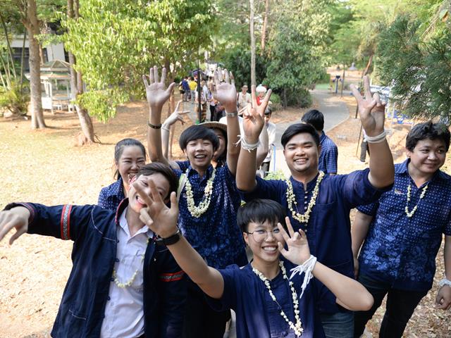 SEEN,เข้าร่วมกิจกรรม,“สืบฮีต,โตยฮอย,ป๋าเวณี,ปี๋ใหม่เมือง”,ซึ่งจัดขึ้นโดยมหาวิทยาลัยพะเยา