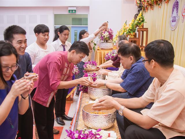 คณะศิลปศาสตร์จัดโครงการ,“สุขสะหรี,ปี๋ใหม่เมือง,และทำบุญคณะศิลปศาสตร์”