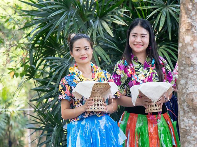 คณะศิลปศาสตร์เข้าร่วมโครงการ,“สืบฮีต,โตยฮอย,ป๋าเวณี,ปี๋ใหม่เมือง,ม.พะเยา”,,ประจำปี,2562,ณ,สวนพฤกษศาสตร์,บริเวณด้านหลังอาคารสำนักงานอธิการบดี