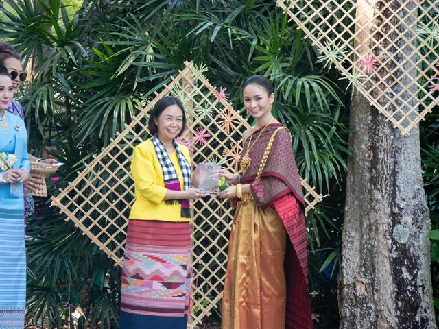คณะศิลปศาสตร์เข้าร่วมโครงการ,“สืบฮีต,โตยฮอย,ป๋าเวณี,ปี๋ใหม่เมือง,ม.พะเยา”,,ประจำปี,2562,ณ,สวนพฤกษศาสตร์,บริเวณด้านหลังอาคารสำนักงานอธิการบดี