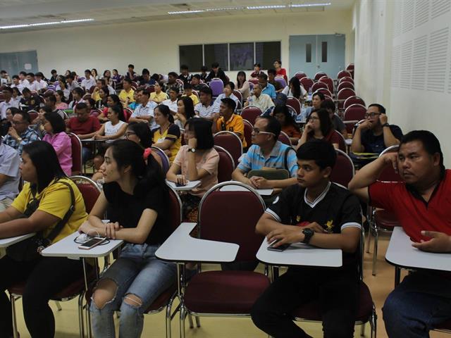 คณะนิติศาสตร์,แนะนำคณะและหลักสูตร,กิจกรรมต่างๆ,แก่นักเรียนและผู้ปกครองที่มาสอบสัมภาษณ์