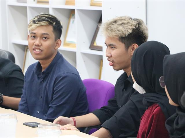 คณะรัฐศาสตร์และสังคมศาสตร์,มหาวิทยาลัยพะเยา,ต้อนรับคณะศึกษาดูงาน,คณาจารย์,นักศึกษาระดับปริญญาตรีสาขาวิชารัฐศาสตร์,จากมหาวิทยาลัยแม่โจ้,และนักศึกษาแลกเปลี่ยนต่างชาติ,จาก,Universitas,Muhammadiyah,Yogyakarta,ประเทศอินโดนีเซีย