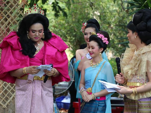 คณะรัฐศาสตร์และสังคมศาสตร์,มหาวิทยาลัยพะเยา,ร่วมงาน,“สืบฮีต,โตยฮอย,ป๋าเวณี,ปี๋ใหม่เมือง,ม.พะเยา”,ประจำปี,2562