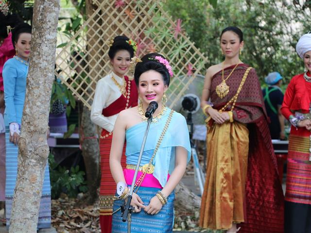 คณะรัฐศาสตร์และสังคมศาสตร์,มหาวิทยาลัยพะเยา,ร่วมงาน,“สืบฮีต,โตยฮอย,ป๋าเวณี,ปี๋ใหม่เมือง,ม.พะเยา”,ประจำปี,2562