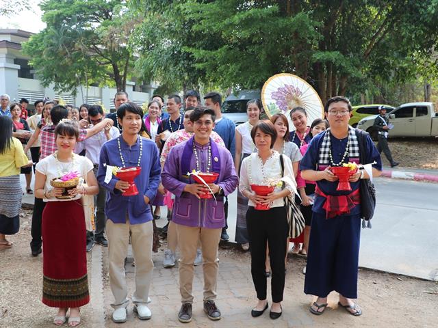 คณะรัฐศาสตร์และสังคมศาสตร์,มหาวิทยาลัยพะเยา,ร่วมงาน,“สืบฮีต,โตยฮอย,ป๋าเวณี,ปี๋ใหม่เมือง,ม.พะเยา”,ประจำปี,2562