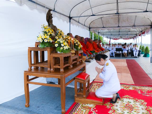 อธิการบดีมหาวิทยาลัยพะเยา,นำคณะผู้บริหาร,คณาจารย์,เจ้าหน้าที่,ประกอบพิธีทำบุญอุทิศถวายเป็นพระราชกุศลแด่ดวงพระวิญญาณสมเด็จพระนเรศวรมหาราช,เนื่องใน,“วันคล้ายวันสวรรคตสมเด็จพระนเรศวรมหาราช”,ประจำปีพุทธศักราช,2562