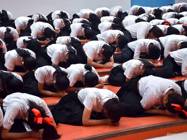 คณะศิลปศาสตร์,จัดโครงการ,“ศักดิ์ศรี,ศักดิ์สิทธิ์,สัมฤทธิ์พระนาม”,พิธีปลดป้าย,มอบรุ่น,และประดับเครื่องหมายแก่นิสิตชั้นปีที่,1,คณะศิลปศาสตร์,ประจำปีการศึกษา,2561