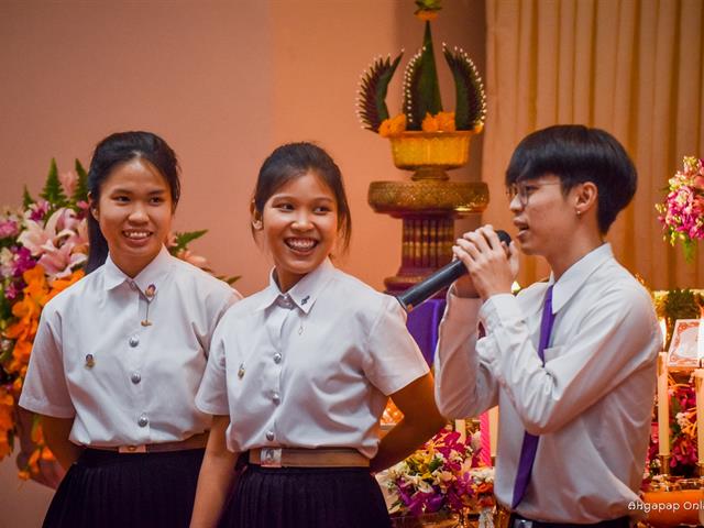 คณะศิลปศาสตร์,จัดโครงการ,“ศักดิ์ศรี,ศักดิ์สิทธิ์,สัมฤทธิ์พระนาม”,พิธีปลดป้าย,มอบรุ่น,และประดับเครื่องหมายแก่นิสิตชั้นปีที่,1,คณะศิลปศาสตร์,ประจำปีการศึกษา,2561