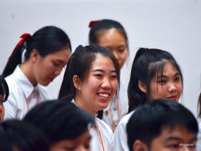 คณะศิลปศาสตร์,จัดโครงการ,“ศักดิ์ศรี,ศักดิ์สิทธิ์,สัมฤทธิ์พระนาม”,พิธีปลดป้าย,มอบรุ่น,และประดับเครื่องหมายแก่นิสิตชั้นปีที่,1,คณะศิลปศาสตร์,ประจำปีการศึกษา,2561