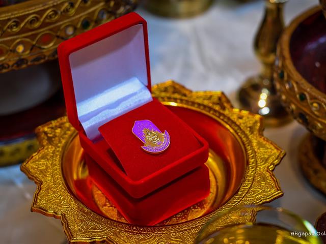 คณะศิลปศาสตร์,จัดโครงการ,“ศักดิ์ศรี,ศักดิ์สิทธิ์,สัมฤทธิ์พระนาม”,พิธีปลดป้าย,มอบรุ่น,และประดับเครื่องหมายแก่นิสิตชั้นปีที่,1,คณะศิลปศาสตร์,ประจำปีการศึกษา,2561