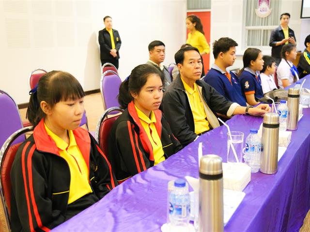 มหาวิทยาลัยพะเยา,ร่วมกับสำนักงานสภาพัฒนาการเศรษฐกิจและสังคมแห่งชาติ,ผลักดันพะเยาเป็นเมืองนกยูงไทยระดับโลก,เพื่อพัฒนาล้านนาตะวันออกสู่การท่องเที่ยวเศรษฐกิจสร้างสรรค์