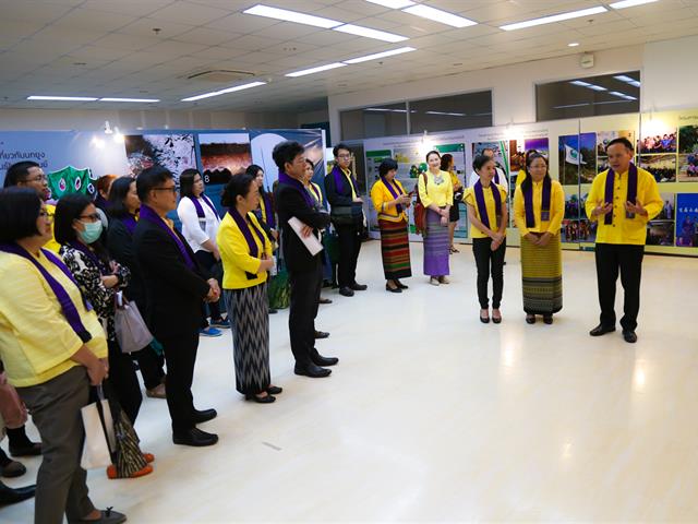มหาวิทยาลัยพะเยา,ร่วมกับสำนักงานสภาพัฒนาการเศรษฐกิจและสังคมแห่งชาติ,ผลักดันพะเยาเป็นเมืองนกยูงไทยระดับโลก,เพื่อพัฒนาล้านนาตะวันออกสู่การท่องเที่ยวเศรษฐกิจสร้างสรรค์