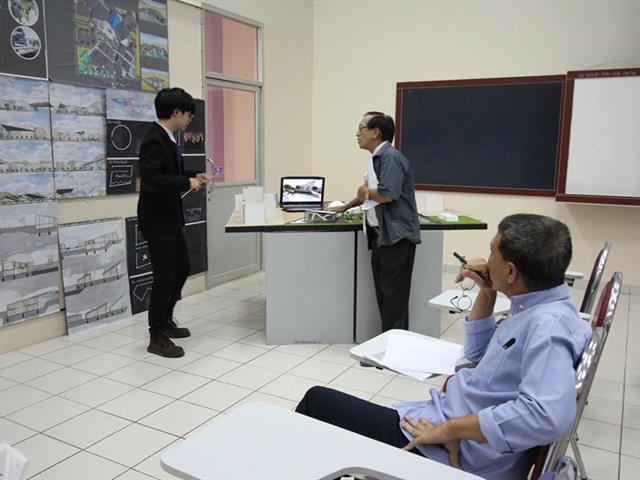 สาขาสถาปัตยกรรม,คณะสถาปัตยกรรมศาสตร์และศิลปกรรมศาสตร์,จัดสอบหัวข้อวิทยานิพนธ์ทางสถาปัตยกรรม,ปีการศึกษา,2561,