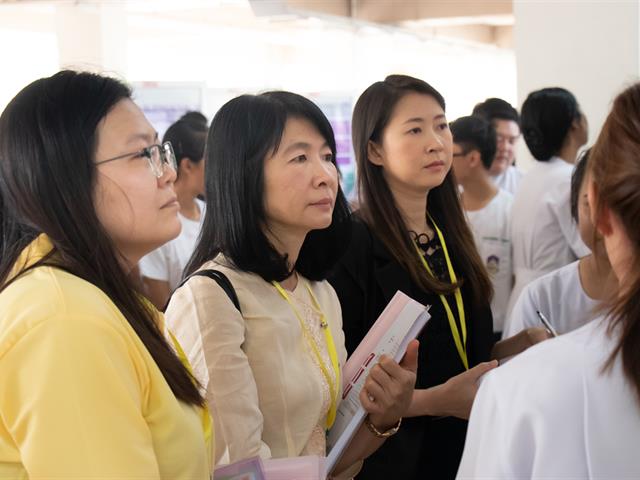 คณะศิลปศาสตร์,เข้าร่วม,“นิทรรศการโครงงานนิสิต,ครั้งที่,8”