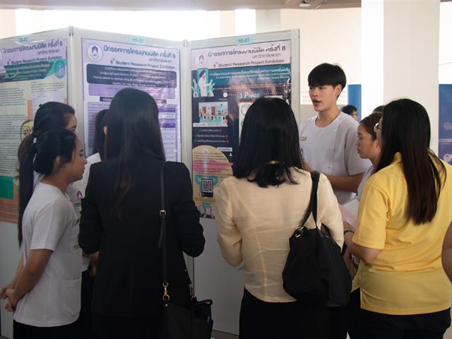 คณะศิลปศาสตร์,เข้าร่วม,“นิทรรศการโครงงานนิสิต,ครั้งที่,8”