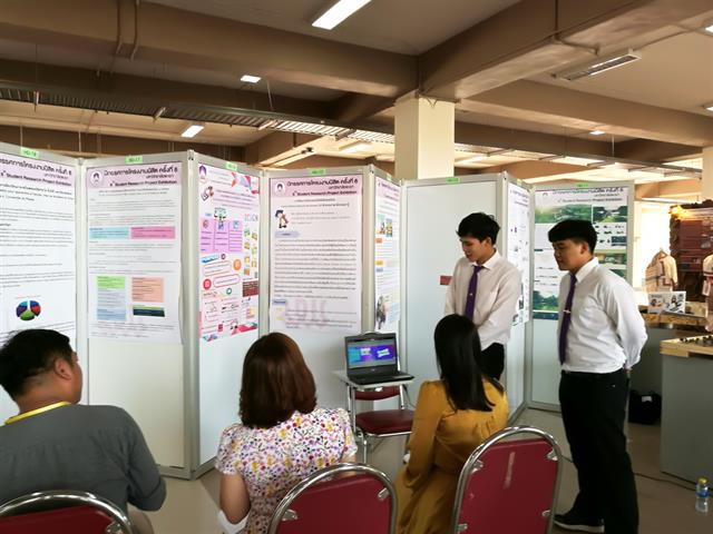 คณะศิลปศาสตร์,เข้าร่วม,“นิทรรศการโครงงานนิสิต,ครั้งที่,8”
