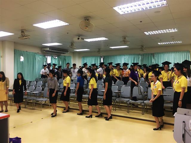 คณะพยาบาลศาสตร์,ฝึกซ้อมบัณฑิตคณะพยาบาลศาสตร์,มหาวิทยาลัยพะเยา,เพื่อเตรียมความพร้อมบัณฑิตเข้ารับพระราชทานปริญญญาบัตร,ประจำปีการศึกษา,2560