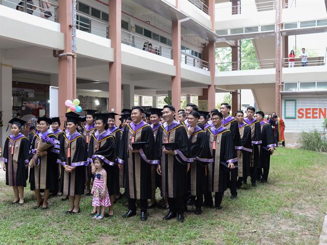 บัณฑิต,มหาบัณฑิตและดุษฎีบัณฑิต,คืนสู่เหย้า,SEEN