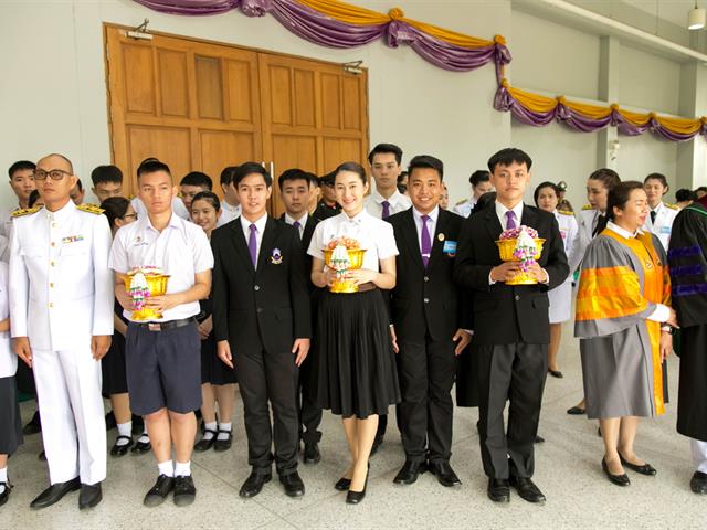พิธีพระราชทานปริญญาบัตรแก่ผู้สำเร็จการศึกษาจากมหาวิทยาลัยพะเยา,ประจำปีการศึกษา,๒๕๖๐,ณ,หอประชุมพญางำเมือง,มหาวิทยาลัยพะเยา