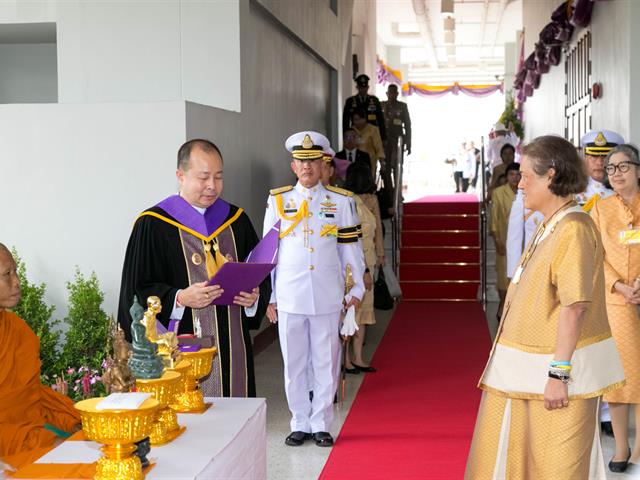 พิธีพระราชทานปริญญาบัตรแก่ผู้สำเร็จการศึกษาจากมหาวิทยาลัยพะเยา,ประจำปีการศึกษา,๒๕๖๐,ณ,หอประชุมพญางำเมือง,มหาวิทยาลัยพะเยา