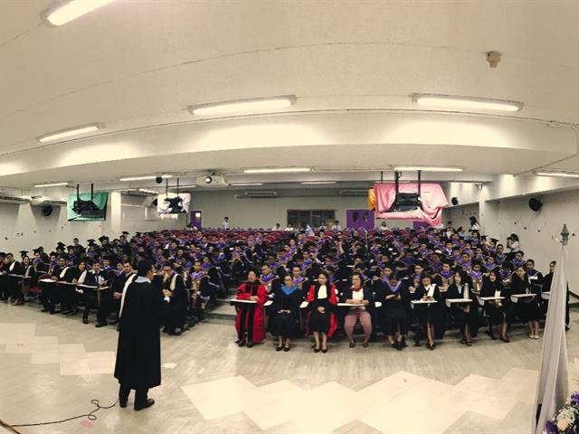 คณะนิติศาสตร์,ในวันรับปริญญา