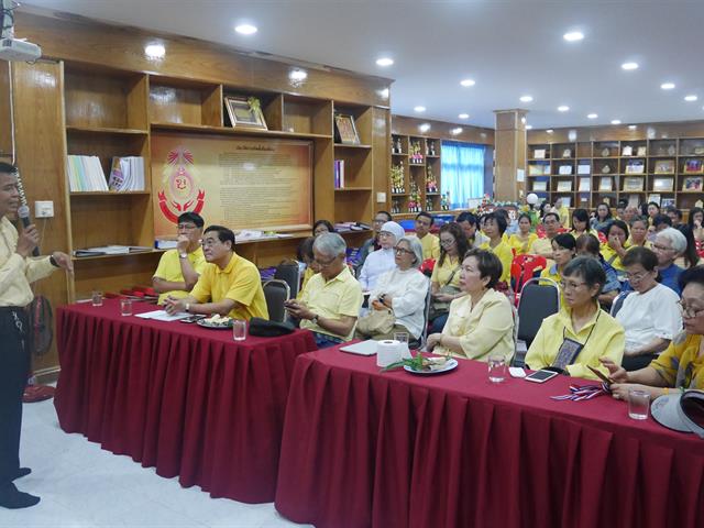 "เพาะพันธุ์ปัญญา,ม.พะเยา",ต้อนรับคณะผู้ทรงคุณวุฒิจาก,สกว.เเละ,บมจ.กสิกรไทย,ณ,โรงเรียนบ้านไร่,อ.ปัว,จ.น่าน