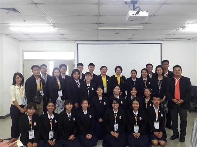 โรงเรียนสาธิตฯ,เข้าร่วมกิจกรรมวิทยาศาสตร์วิจัย,ครั้งที่,11