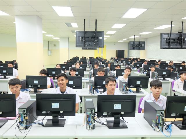 การทดสอบวัดความรู้ภาษาอังกฤษก่อนเข้าเรียนภาษาอังกฤษออนไลน์ผ่านโปรแกรม,SPEEXX,(สำหรับนิสิต,TCAS,รอบที่,2,-,3)