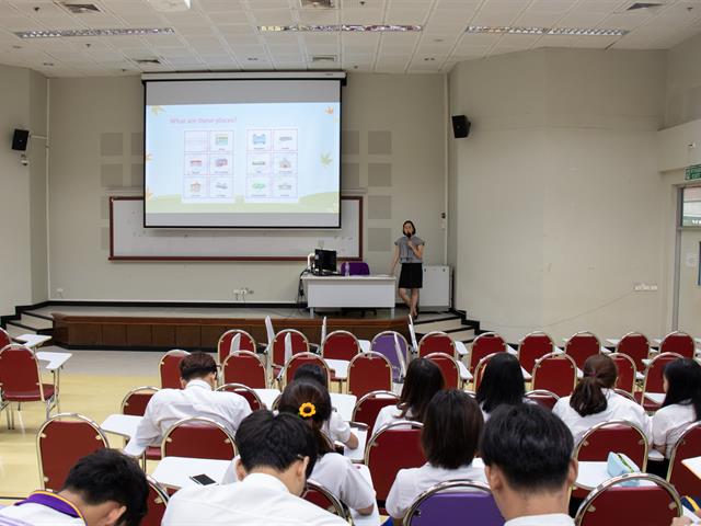 คณะศิลปศาสตร์จัดโครงการ,“อบรมเชิงปฏิบัติการซ่อมเสริมให้นิสิตรายวิชาภาษาอังกฤษเตรียมพร้อม”