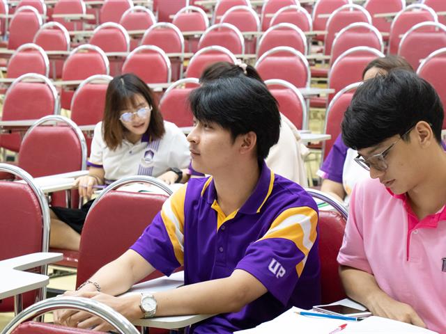 คณะศิลปศาสตร์จัดโครงการ,“อบรมเชิงปฏิบัติการซ่อมเสริมให้นิสิตรายวิชาภาษาอังกฤษเตรียมพร้อม”