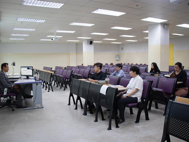 คณะศิลปศาสตร์จัดโครงการ,“พัฒนาอาจารย์เข้าสู่ตำแหน่งทางวิชาการ”