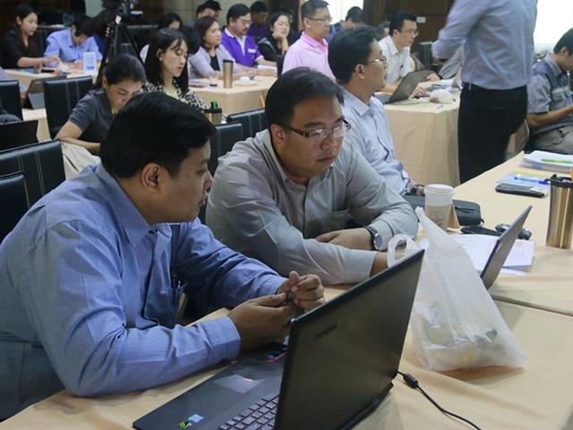 คณะเทคโนโลยีสารสนเทศและการสื่อสาร,มหาวิทยาลัยพะเยา,จัดประชุมเชิงปฏิบัติการจัดทำแผนกลยุทธ์ของคณะฯ,พ.ศ.,2563,–,2566,,ภายใต้โครงการสัมนาเพื่อจัดทำแผนกลยุทธ์ของคณะ