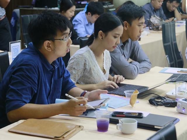 คณะเทคโนโลยีสารสนเทศและการสื่อสาร,มหาวิทยาลัยพะเยา,จัดประชุมเชิงปฏิบัติการจัดทำแผนกลยุทธ์ของคณะฯ,พ.ศ.,2563,–,2566,,ภายใต้โครงการสัมนาเพื่อจัดทำแผนกลยุทธ์ของคณะ