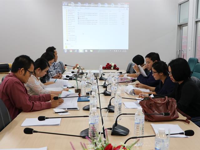คณะรัฐศาสตร์และสังคมศาสตร์,มหาวิทยาลัยพะเยา,จัดโครงการ,“การสำรวจสถานการณ์และทิศทางของหลักสูตรด้านมนุษยศาสตร์และสังคมศาสตร์ของมหาวิทยาลัยในประเทศและต่างประเทศ”,