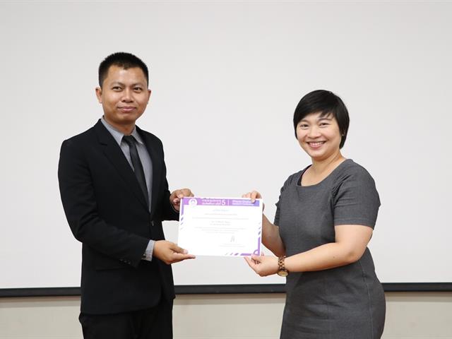 คณะรัฐศาสตร์และสังคมศาสตร์,มหาวิทยาลัยพะเยา,จัดโครงการ,“นำเสนอผลงานนิสิตระดับบัณฑิตศึกษา”