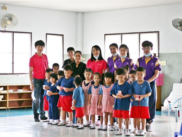 สาขาวิชาจุลชีววิทยาและปรสิตวิทยา,ม.พะเยา,ร่วมมือกับชุมชนสุ่มตรวจหาความชุกของพยาธิในชุมชน,