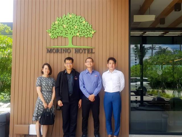 คณะผู้บริหารคณะศิลปศาสตร์,เยือนบริษัทปิ่นทอง,อินดัสเตรียลปาร์ค,จำกัด,(มหาชน)