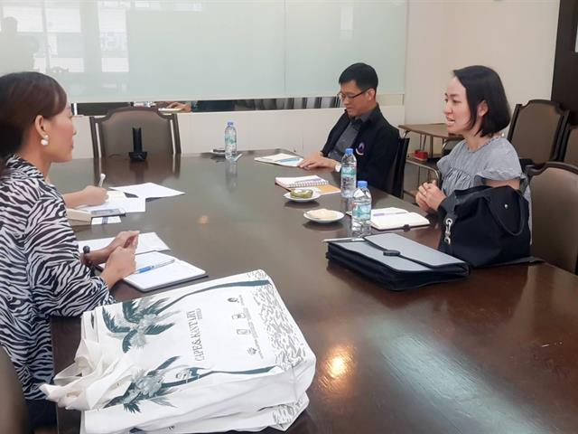 คณะผู้บริหารคณะศิลปศาสตร์,เยือนบริษัทเกษมกิจ,จำกัด