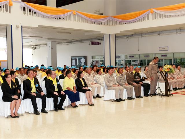 พระบาทสมเด็จพระเจ้าอยู่หัว,ฯ,พระราชทานอาหารสัตว์,ในนามคุณฟูฟู,สุนัขทรงเลี้ยงกับสถานสงเคราะห์สัตว์มหาวิทยาลัยพะเยา,และบ้านรักษ์สัตว์,จังหวัดพะเยา
