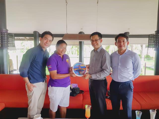 คณะผู้บริหารคณะศิลปศาสตร์,เยือนเครือโรงแรม,Peach,Group,และ,โรงแรม,Club,Med,Phuket