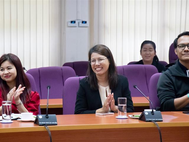 คณะผู้บริหารคณะศิลปศาสตร์,เข้าร่วมโครงการมอบเงินรางวัลและเกียรติบัตรนิสิตสหกิจศึกษาดีเด่น